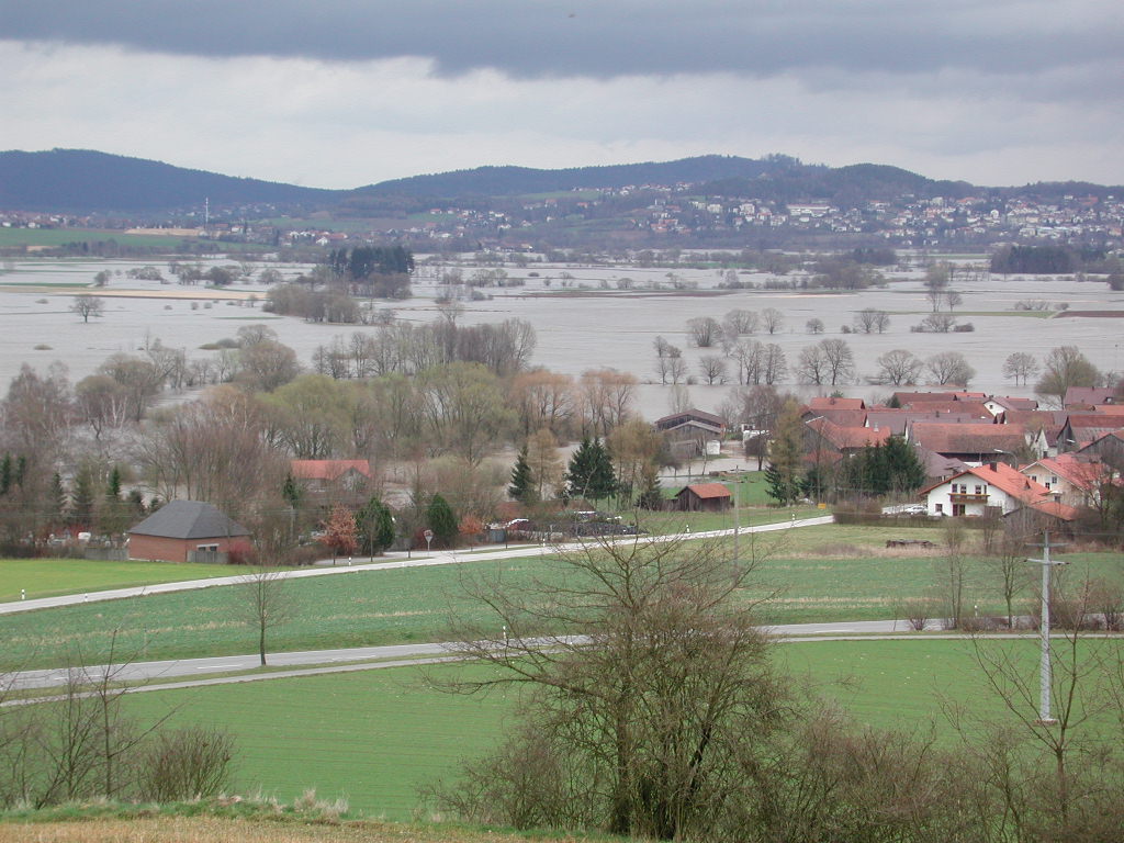 Hochwasser bei Untertraubenbach