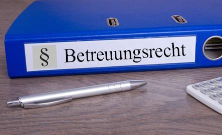 Aktenordner mit der Beschriftung Betreuungsrecht