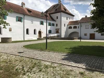 Wasserschloss Loifling (Foto: Pongratz)