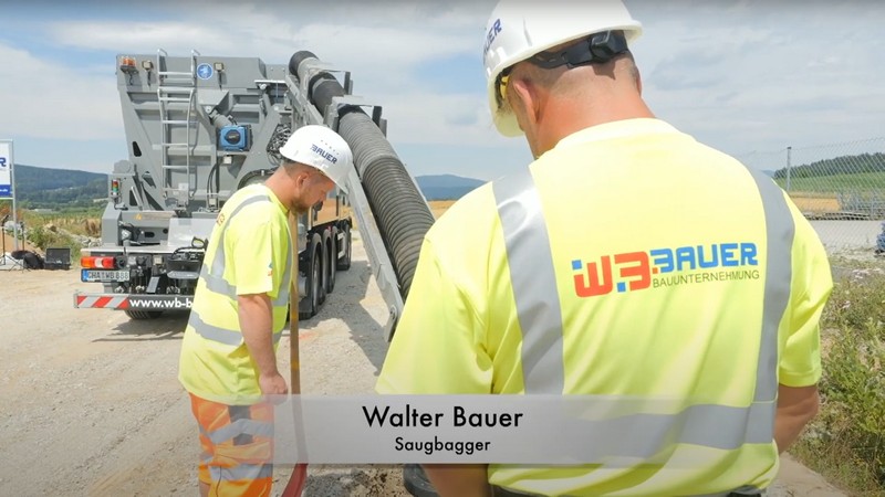 zur externen Seite: Walter Bauer | Saugbagger für zielgenaues Absaugen von Erdreich - unter www.youtube.com