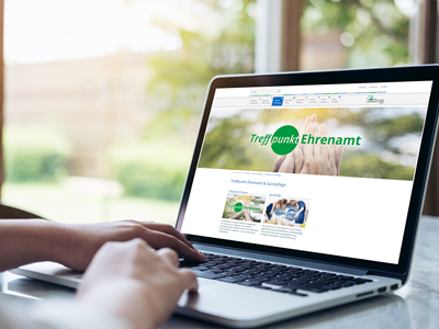 Der Treffpunkt Ehrenamt im Landratsamt Cham informiert über finanziellen Hilfen für Vereine durch den Freistaat Bayern, wenn diese bei öffentlichen Veranstaltungen GEMA-Gebühren bezahlen müssen (stock.adobe.com) Der Treffpunkt Ehrenamt im Landratsamt Cham informiert über finanziellen Hilfen für Vereine durch den Freistaat Bayern, wenn diese bei öffentlichen Veranstaltungen GEMA-Gebühren bezahlen müssen
