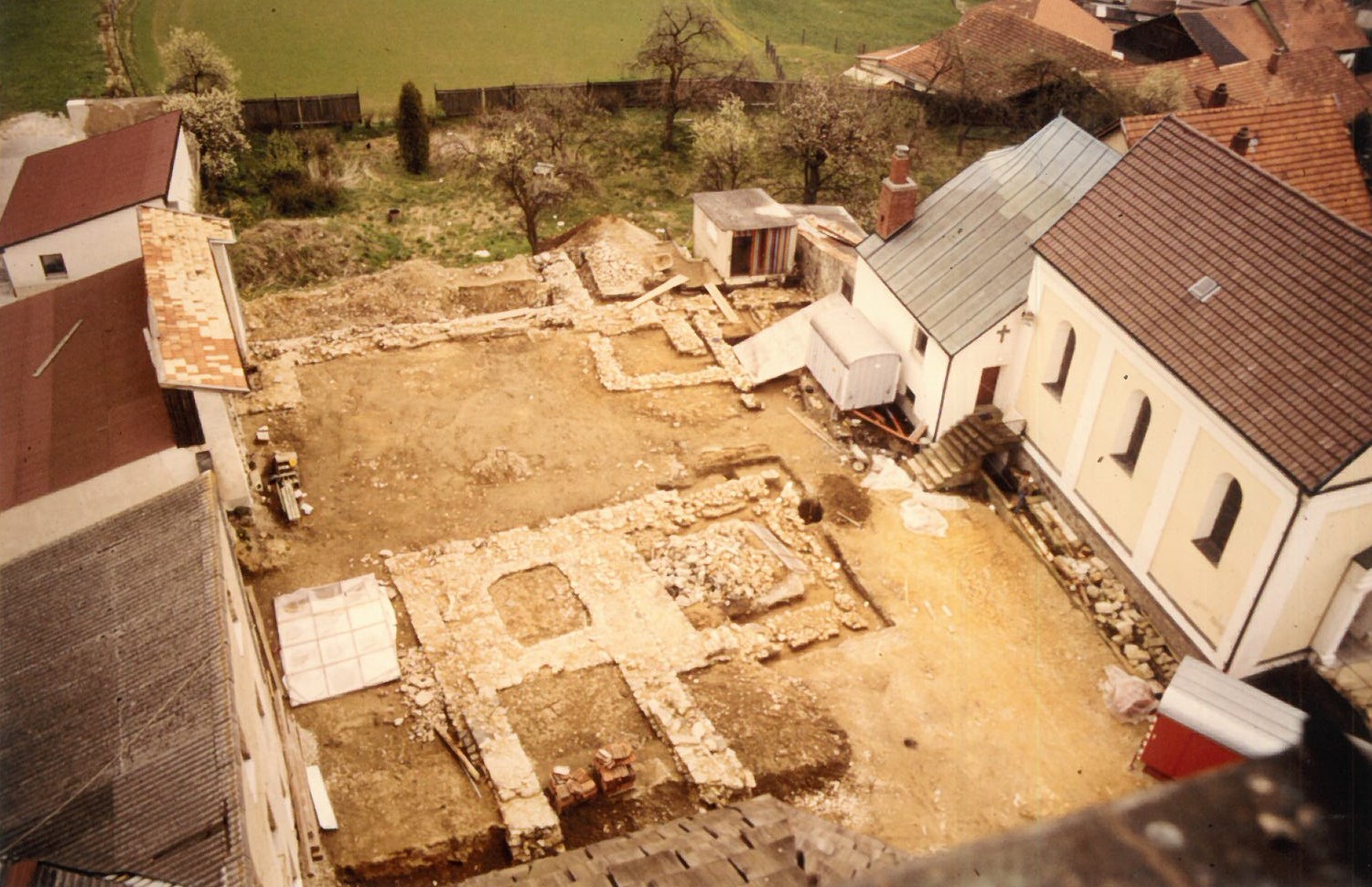 Archäologische Grabungsarbeiten im Schlosshof