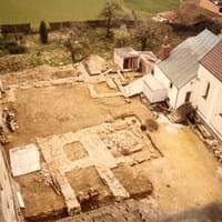 Archäologische Grabungsarbeiten im Schlosshof 1989/90