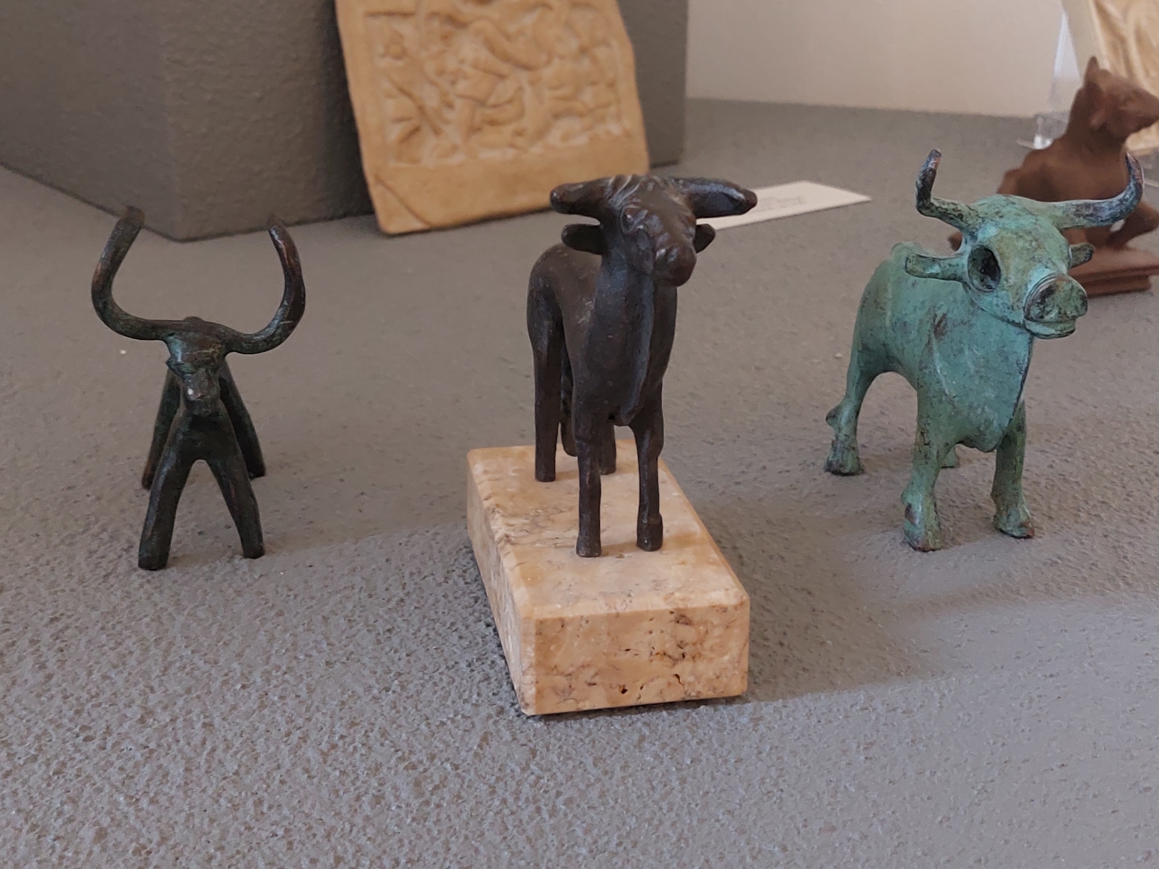 Tierfiguren aus der Jubiläumsausstellung: Der Stier