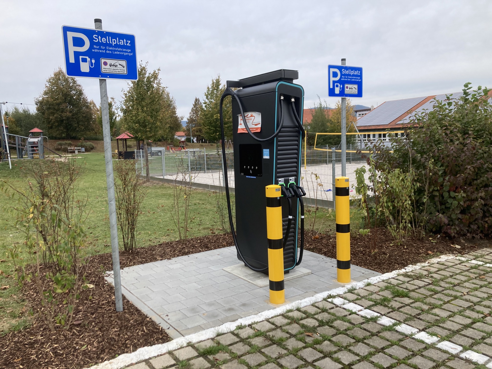 Elektro-Schnellladesäule Weiding Ladestation Weiding