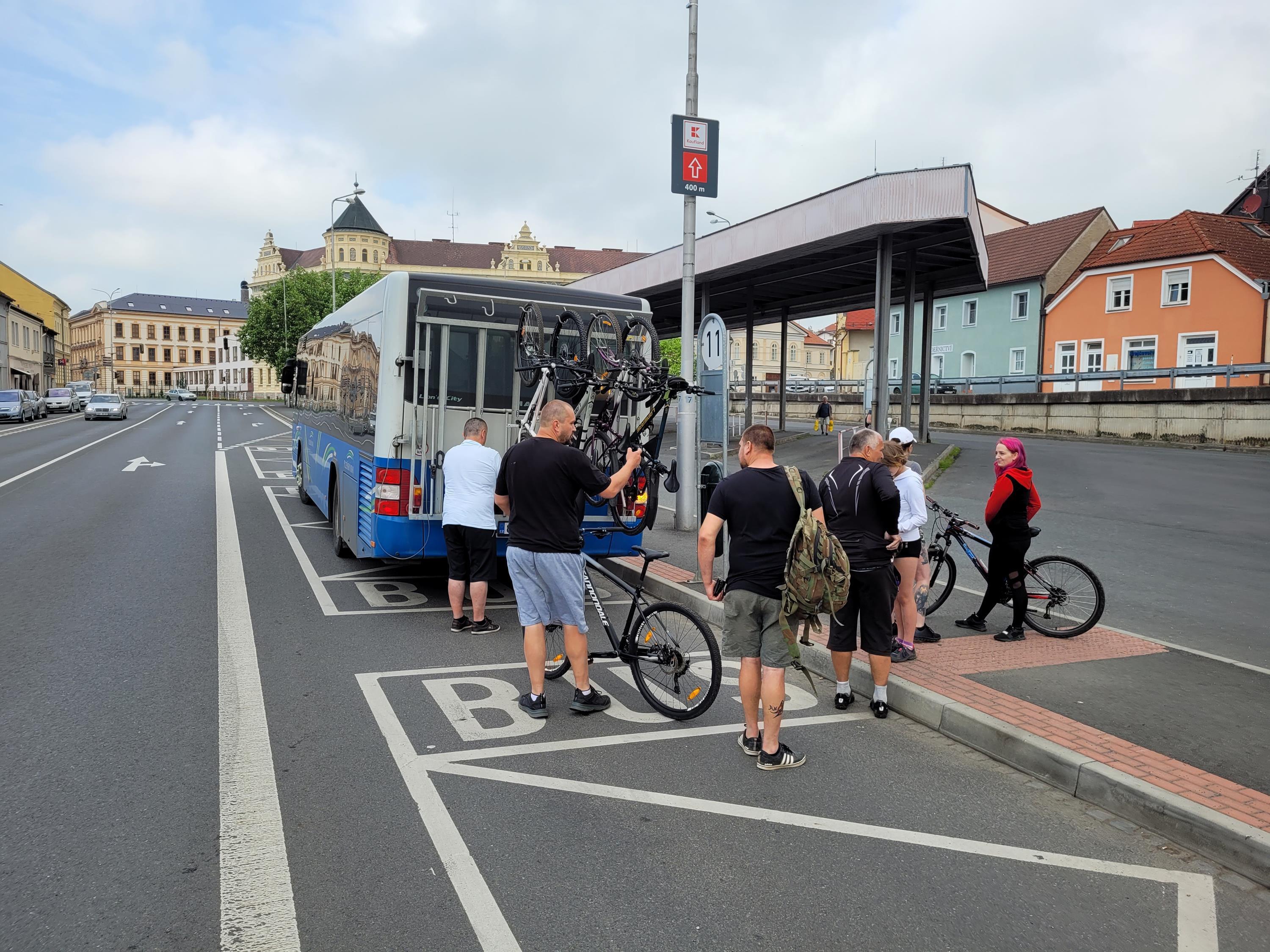 Cerchov-Bus nimmt Betrieb auf Cerchov-Bus