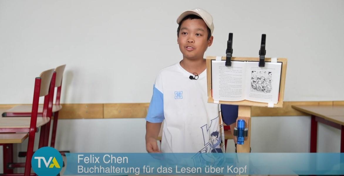 Youtube Screenshot - Felix Chen_Halterung für das Lesen über Kopf
