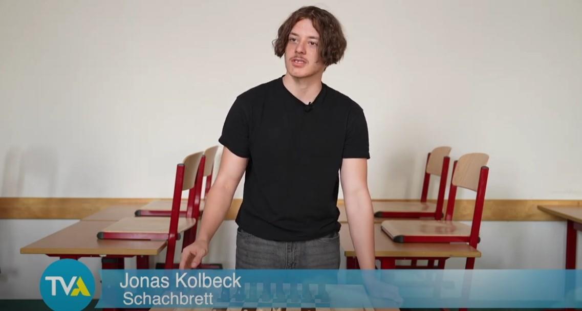 Youtube Screenshot - Erfinderclub - Jonas Kolbeck Schachbrett