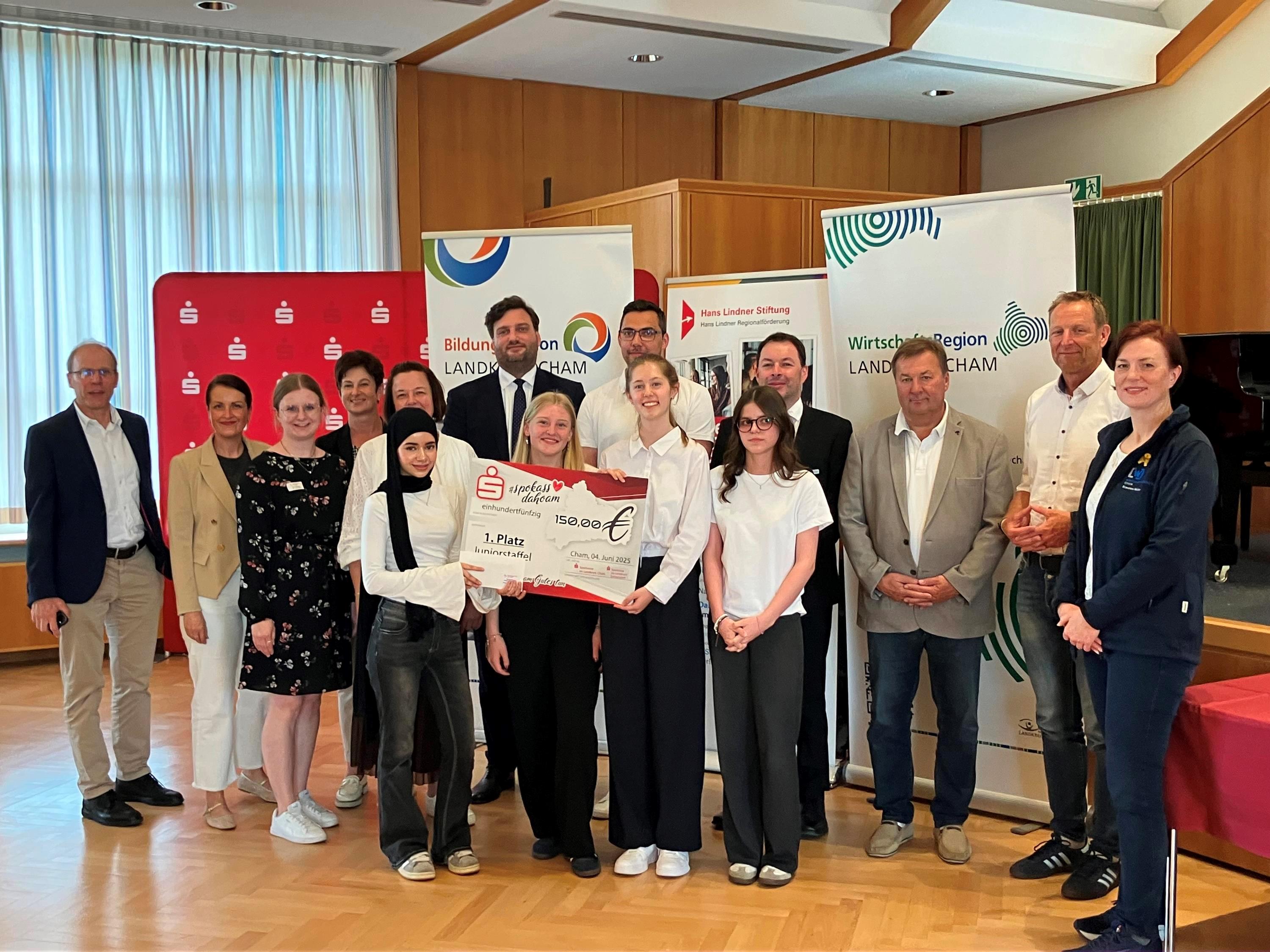 Die Sieger der Juniorstaffel im Schuljahr 2024/2025 Die Sieger der Juniorstaffel aus Oberviechtach