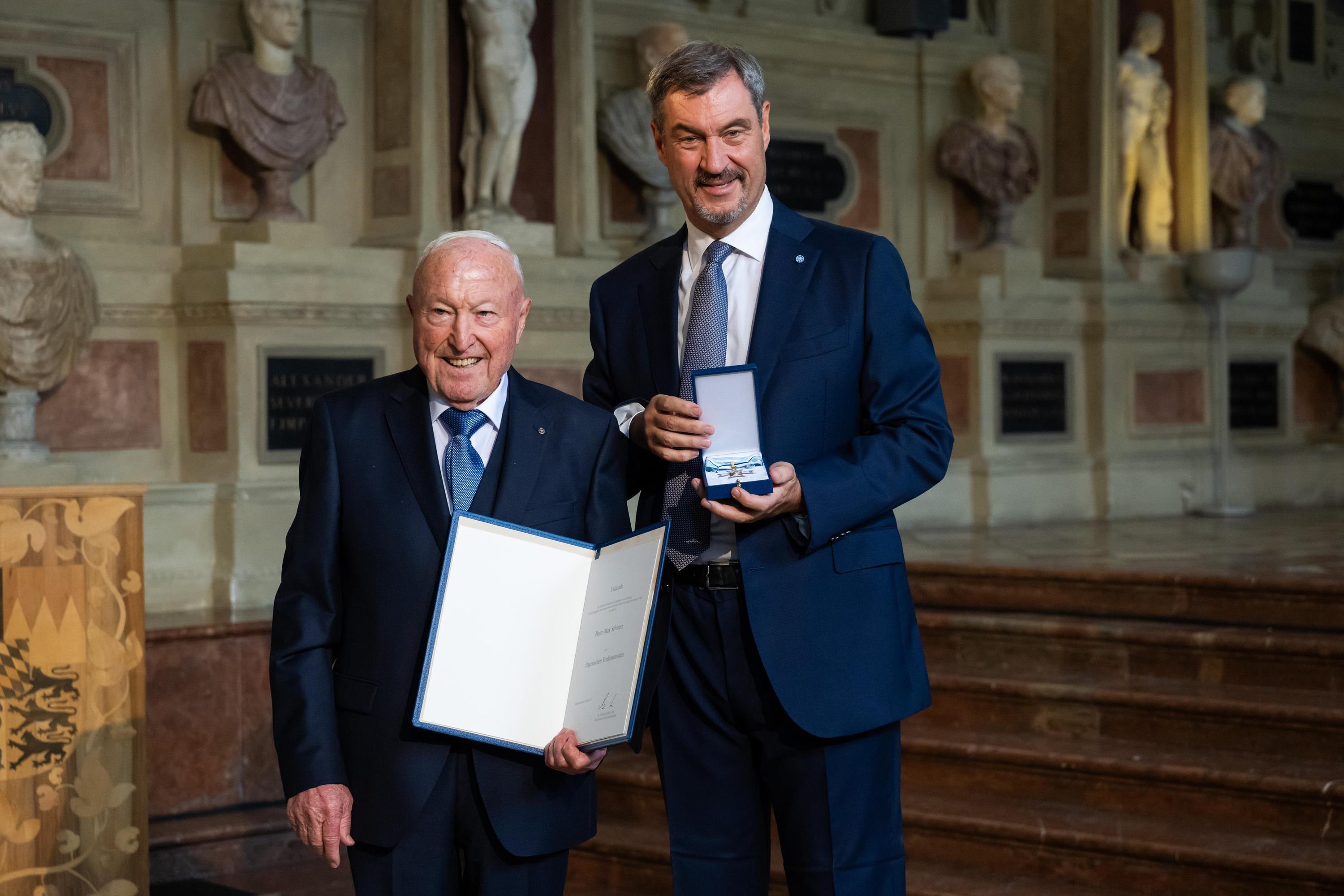 Max Schierer und Ministerpräsident Söder 