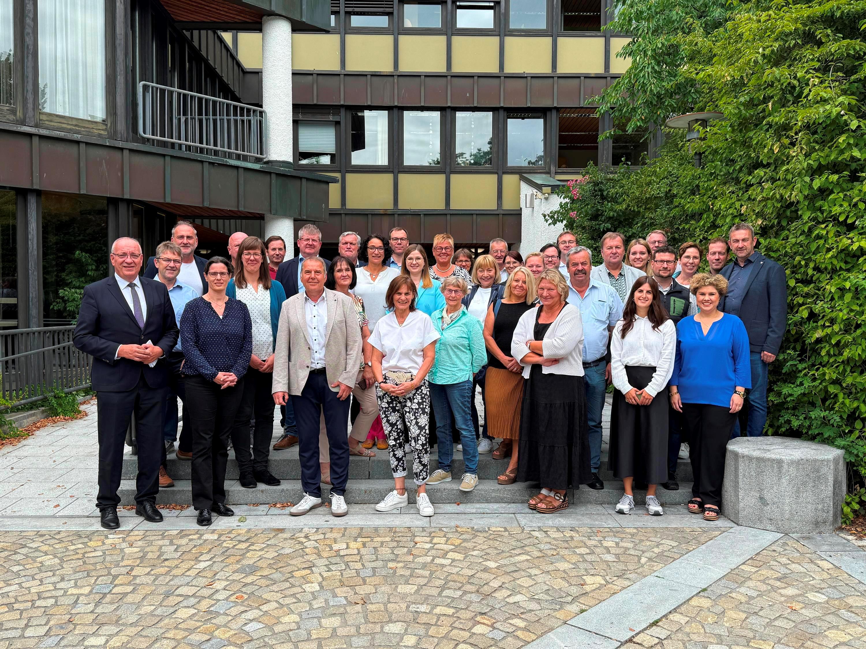 Personen der GUTi-Mitgliedsgemeinden Gruppenfoto 